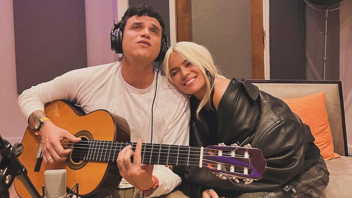 Karol G Y Silvestre Dangond Unen Sus Voces Para Deleitar Con Un Vallenato