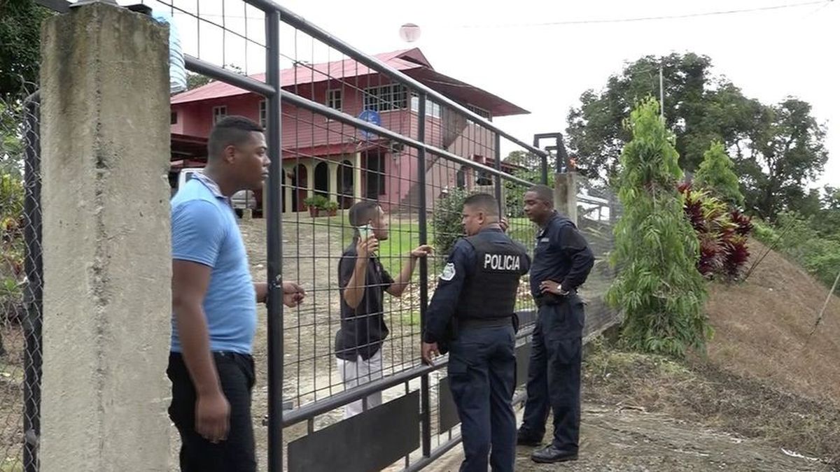 Ocho hombres armados amordazan y roban a una familia en Villa Limón de