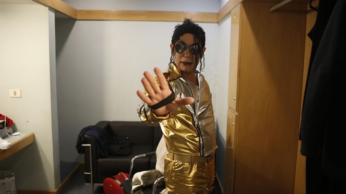 Michael Jackson Revive En El Escenario Con Primer Concierto Tributo