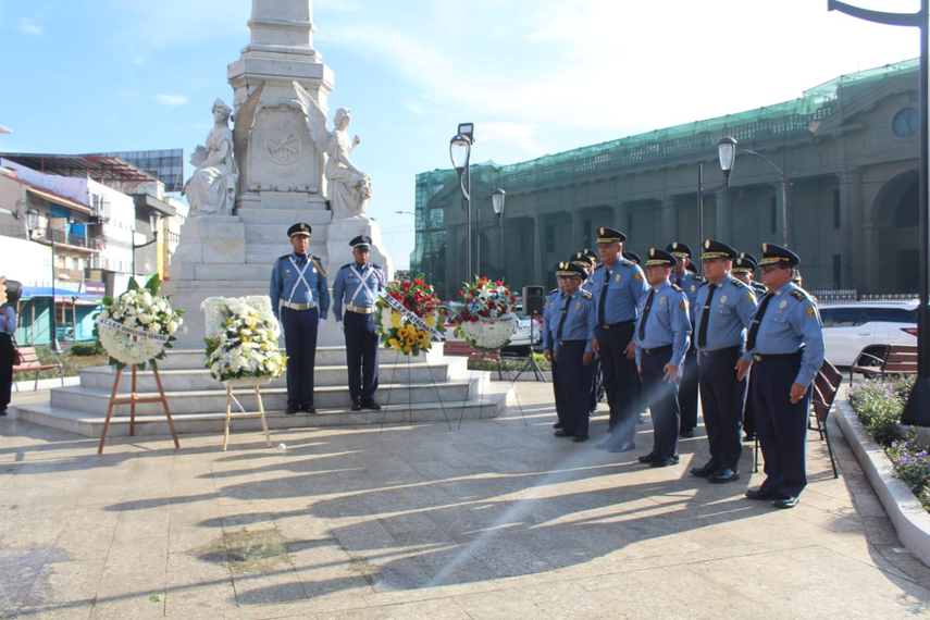 Bomberos conmemoran los 110 años de la tragedia de El Polvorín