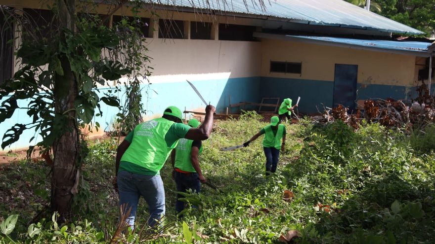 Se suspenden todas las actividades intramuros y extramuros Se suspenden todas las actividades intramuros y extramuros