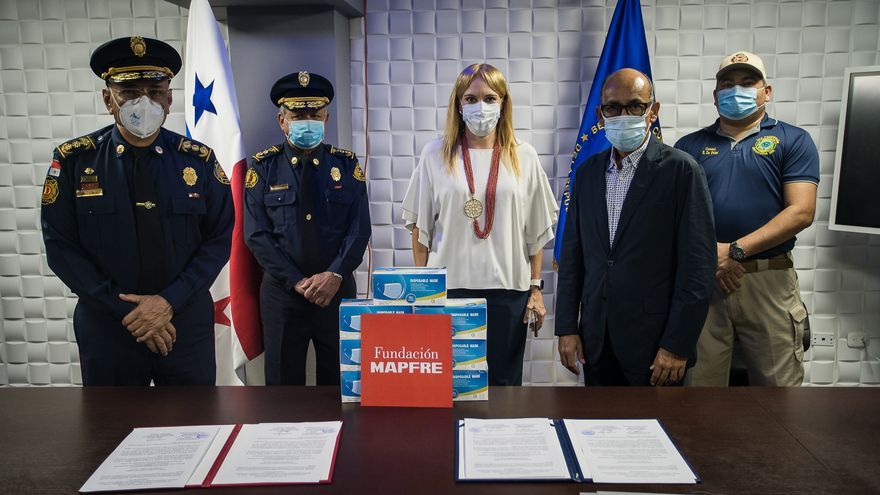 Esta entrega forma parte de la donación de $600 mil balboas que Fundación MAPFRE está haciendo al país para la lucha contra el Coronavirus.