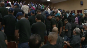 Protestas en la Asamblea mientras hablaba el Administrador del Canal Protestas en la Asamblea mientras hablaba el Administrador del Canal