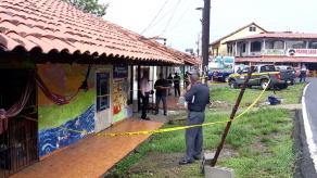Delincuentes intentan hurtar un cajero en Colón