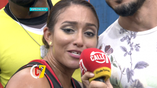 Alguien me hecho brujería, Denisse Becerra refiriéndose a la pérdida de su diente