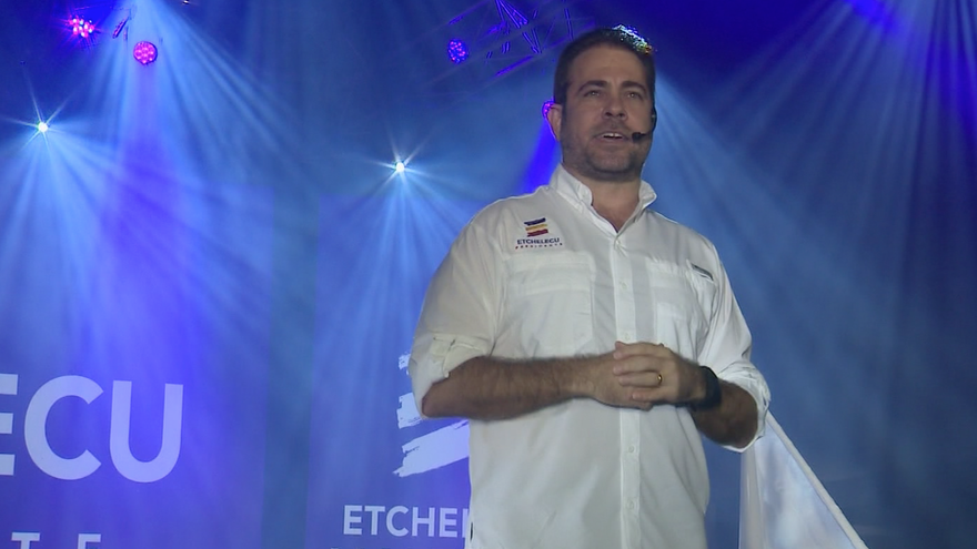Etchelecu da inicio a su campaña política