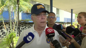 Denuncian irregularidades en centros de votación del PRD