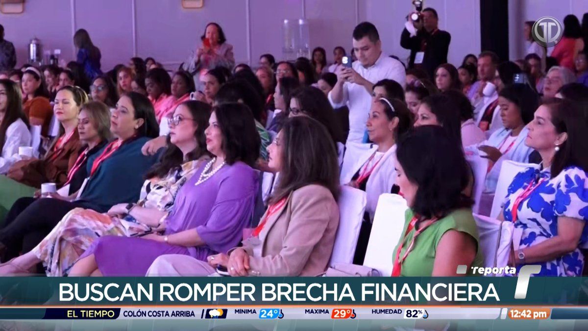 Realizan Ella Invierte 2025 para empoderar a las mujeres en finanzas