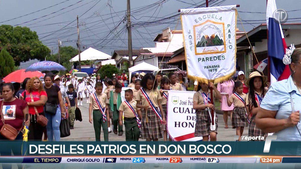 Delegaciones rinden honor a los Símbolos de la Nación en Don Bosco