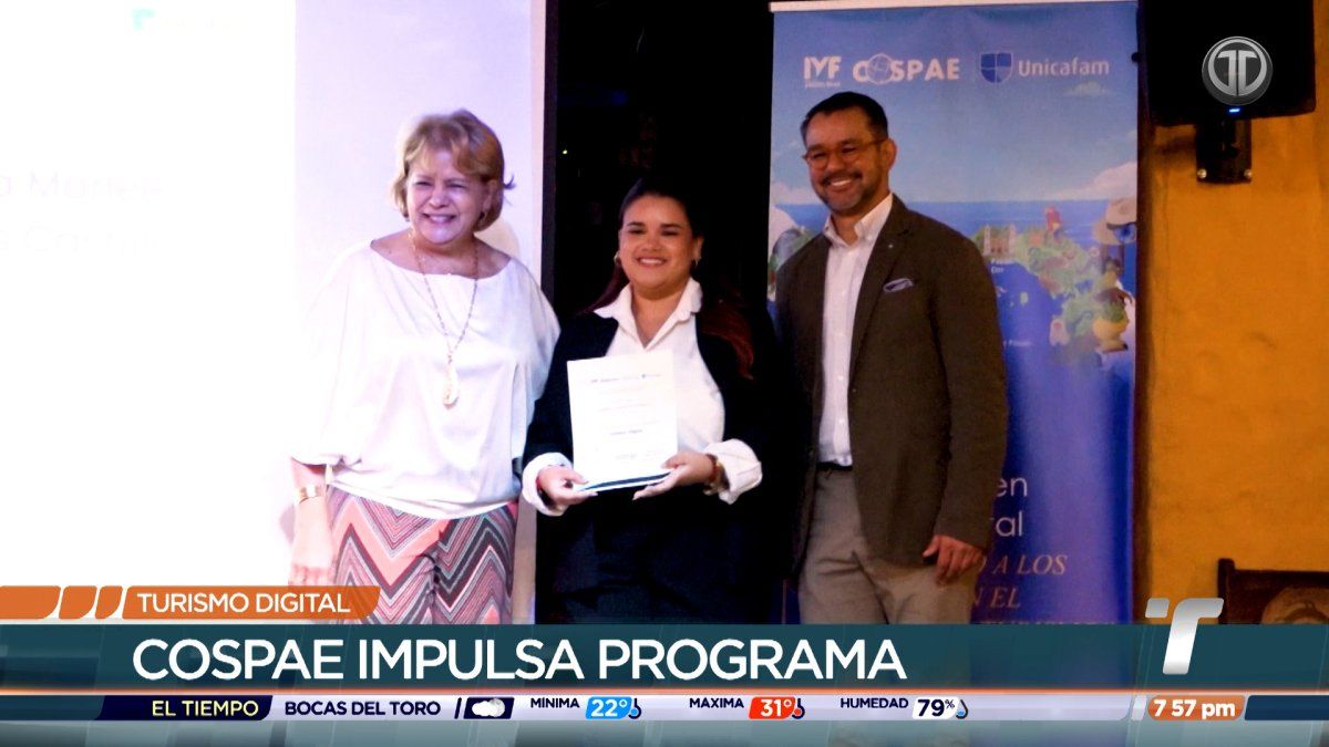 82 jóvenes se gradúan de diplomado en turismo digital