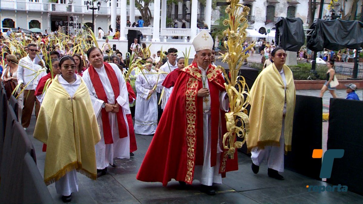 Comunidad católica celebra inicio de la Semana Santa con la eucaristía del Domingo de Ramos
