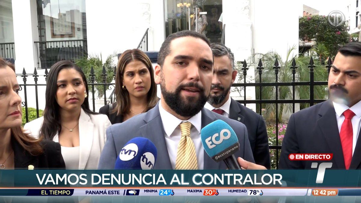 Diputados de Vamos presentan denuncia contra el contralor de la República