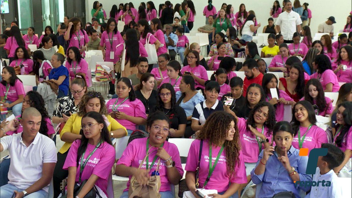 Niñas presentan propuestas tecnológicas en Technovation Girls Panamá 2026