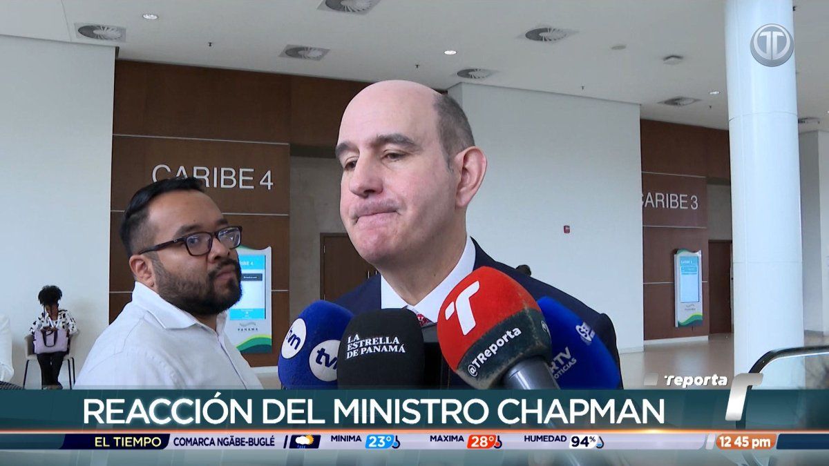 Ministro Chapman se refiere a solicitud de excluir al sector marítimo de la ley de Sustancia Económica