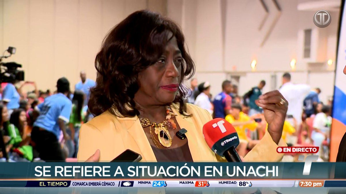 Ministra de Educación reacciona a rumores de renuncia de la rectora de la Unachi