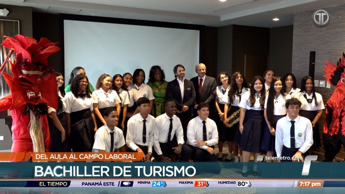 Participantes del programa Padrinazgo Educativo - Empresarial ponen a prueba sus conocimientos