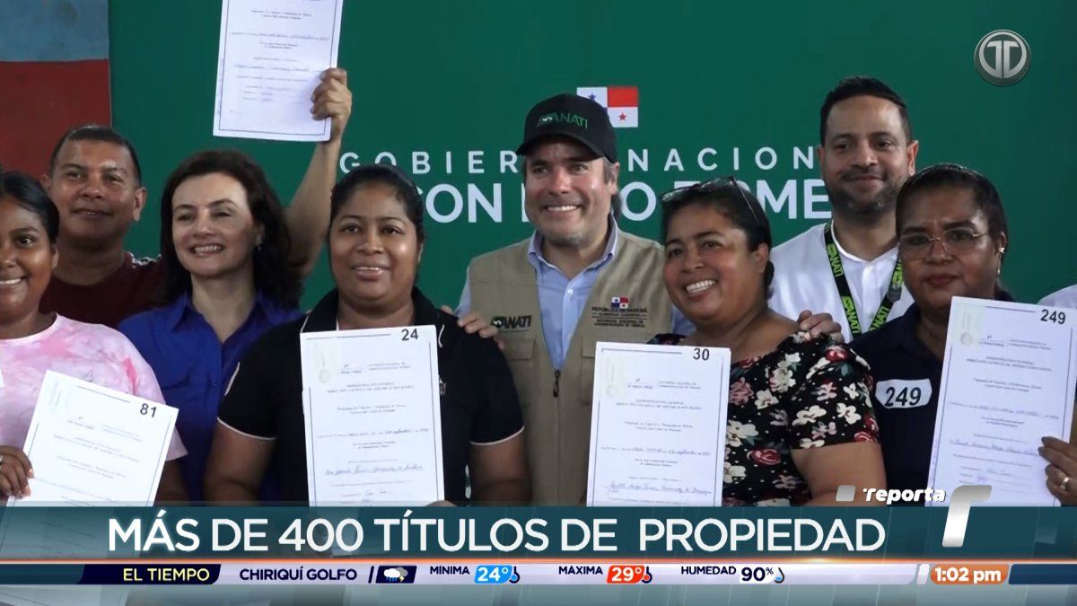 Entregan más de 400 títulos de propiedad a familias que residen en la cuenca del Canal de Panamá