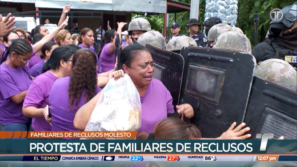 Familiares de privados de libertad de La Joyita de
