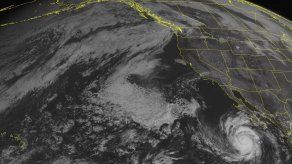 Tormenta Simon se debilita frente a México