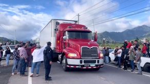Transportistas de carga y autoridades logran acuerdo
