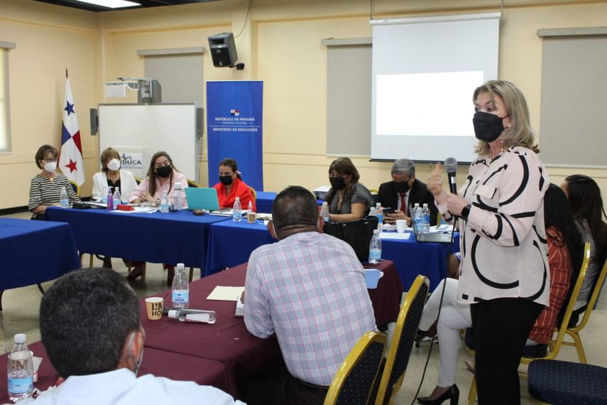 El Meduca y los representantes de la AMUP acordaron reunirse el próximo 26 de enero.