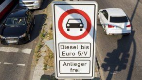 Hamburgo aplica prohibición a ciertos autos diésel