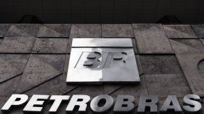 Bolivia anuncia que firmará contratos de exploración con Petrobras