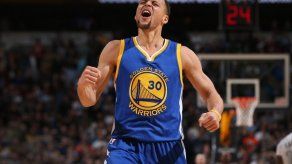 Curry piensa en los Thunder y luego verá a sus Panthers en el Super Bowl 50