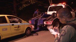 Servicios de grúa ya no quedarán a discreción de agentes de tránsito Servicios de grúa ya no quedarán a discreción de agentes de tránsito