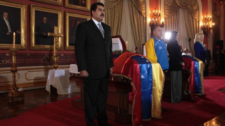 Maduro acusa a Uribe de la muerte del diputado venezolano Robert Serra