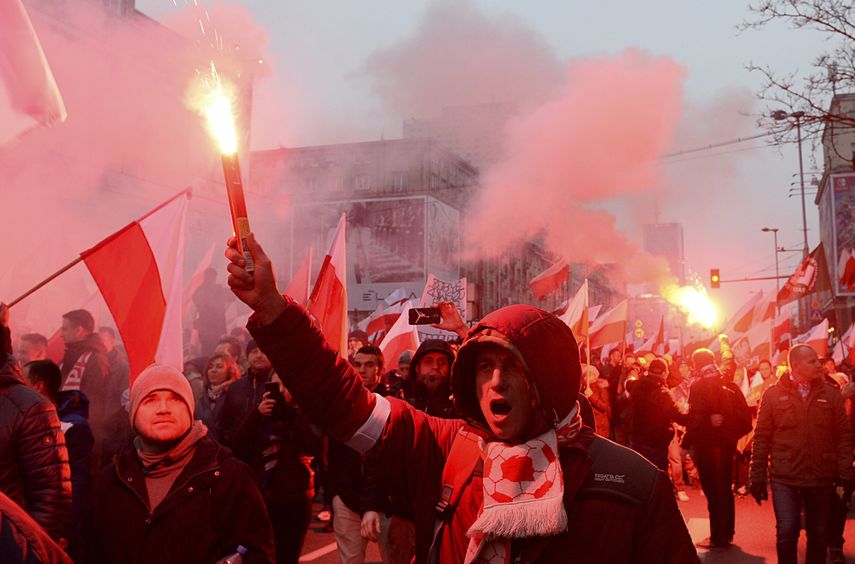 Tribunal polaco ratifica prohibición a marcha nacionalista