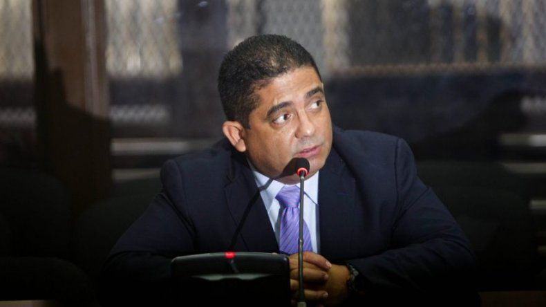 Supuesto cerebro de esquema de corrupción implica a expresidente de Guatemala