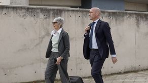 Rubiales afirma estar totalmente seguro de que Hermoso consintió el beso.