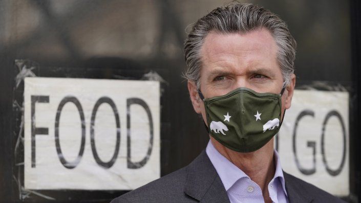 Los opositores al uso de mascarillas en lugares de trabajo ya han insinuado que el gobernador Gavin Newsom podría usar sus poderes ejecutivos para invalidar la decisión. Los opositores al uso de mascarillas en lugares de trabajo ya han insinuado que el gobernador Gavin Newsom podría usar sus poderes ejecutivos para invalidar la decisión.