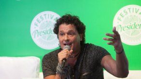 El colombiano Carlos Vives critica el contenido violento y sexual del trap