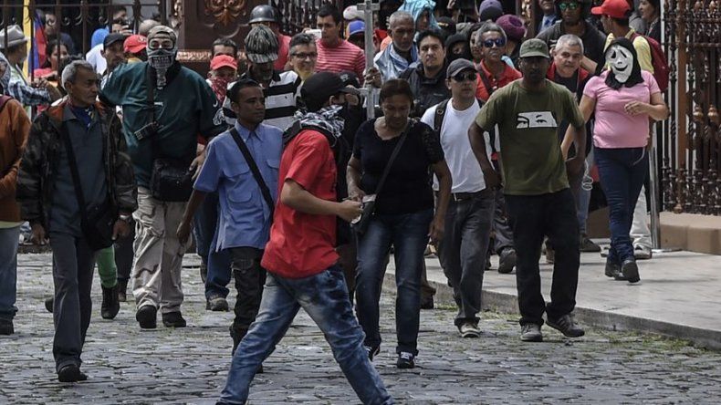 La ONU urge a venezolanos a renunciar al uso de la violencia en protestas