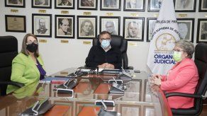 Acto de la Firma de Convenio Interinstitucional de Cooperación y Asistencia Técnica para mejorar la defensa de mujeres víctimas de violencia doméstica.