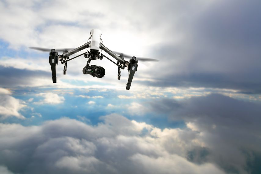 Se exceptúa de esta medida los drones operados el Estado y los medios de comunicación.