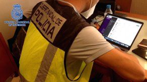 El sospechoso tomó fotos y vídeos de las víctimas, de entre 4 y 8 años, que luego distribuyó en foros de pedofilia.
