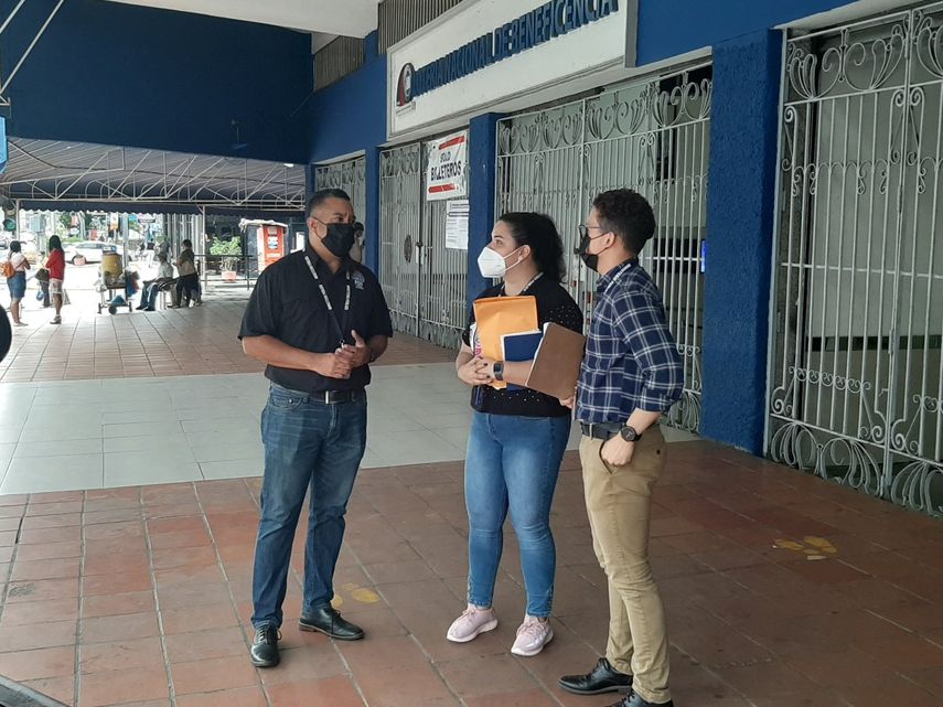 Diligencia de allanamiento en la sede de la Lotería Nacional de Beneficencia.