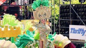 A la reina de Calle Abajo de Las Tablas se le cayó el aparejo pero siguió adelante