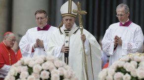 Papa Francisco denuncia violencia en Sri Lanka en domingo de Pascua Papa Francisco denuncia violencia en Sri Lanka en domingo de Pascua