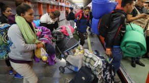 Caravana migrante abandona en su totalidad Ciudad de México rumbo al norte