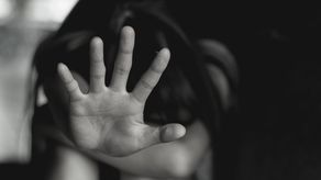 La menor de 8 años resultó embarazada.