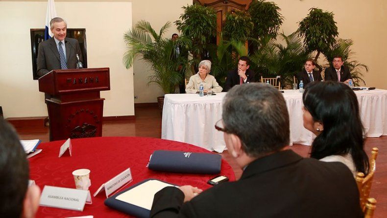 Comisión Nacional Permanente de DDHH es reinstalada en Panamá