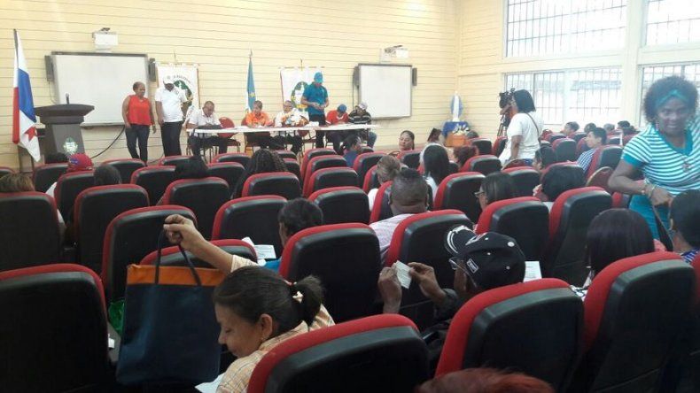 Inconformidad entre agrupaciones colonenses tras posposición de diálogo para el lunes