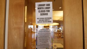 La ciudad de unos 33.000 habitantes situada al sur de Denver decidió realizar pruebas de detección de la droga después de que las autoridades de la cercana ciudad universitaria de Boulder cerraran su biblioteca principal tras detectar contaminación por metanfetamina, explicó Harguth.