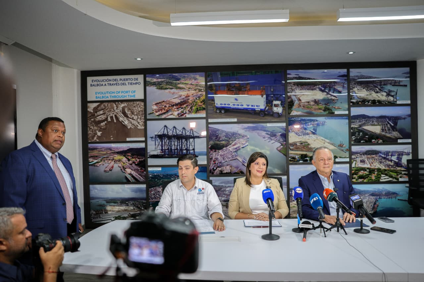 Gobierno define nueva ruta para los puertos de Balboa y Cristóbal&nbsp;