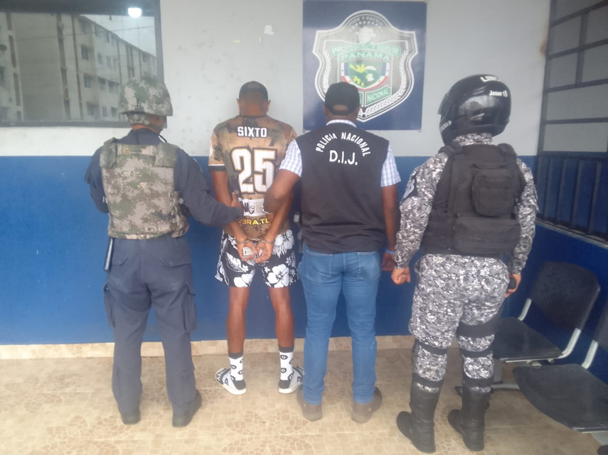 Atrapan en Pedregal, San Joaquín a alias Poto por droga