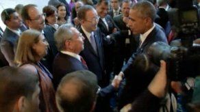 Todos los ojos en Panamá están en Obama y Castro
